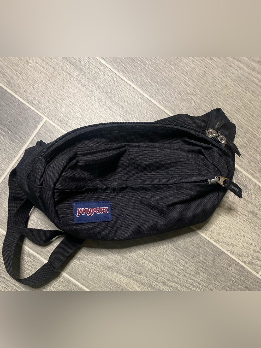 JanSport Black Fifth Avenue Fanny Pack - Compact Hip Bag